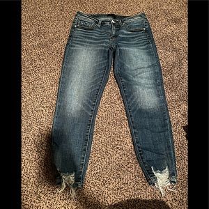 Buckle BLACK gently used ankle skinny mid rise